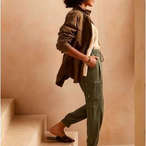 Women’s Tencel Cargo Joggers